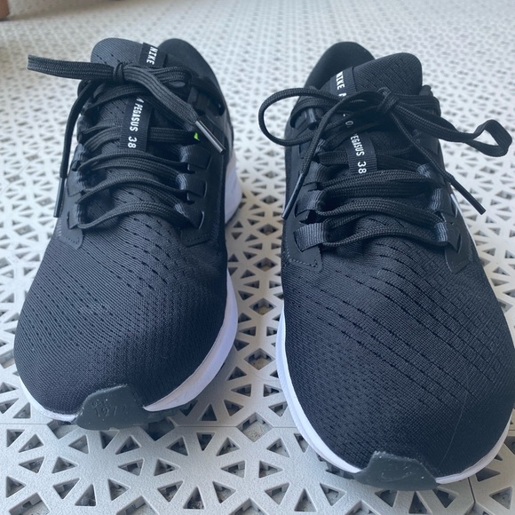 Nike Air Zoom Pegasus 38 - Picture 7 of 7